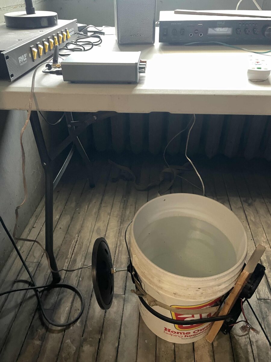 Test des ondes dans l'eau pour la salle/réservoir d'isolement