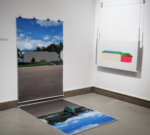 444 Avant Garde - installation